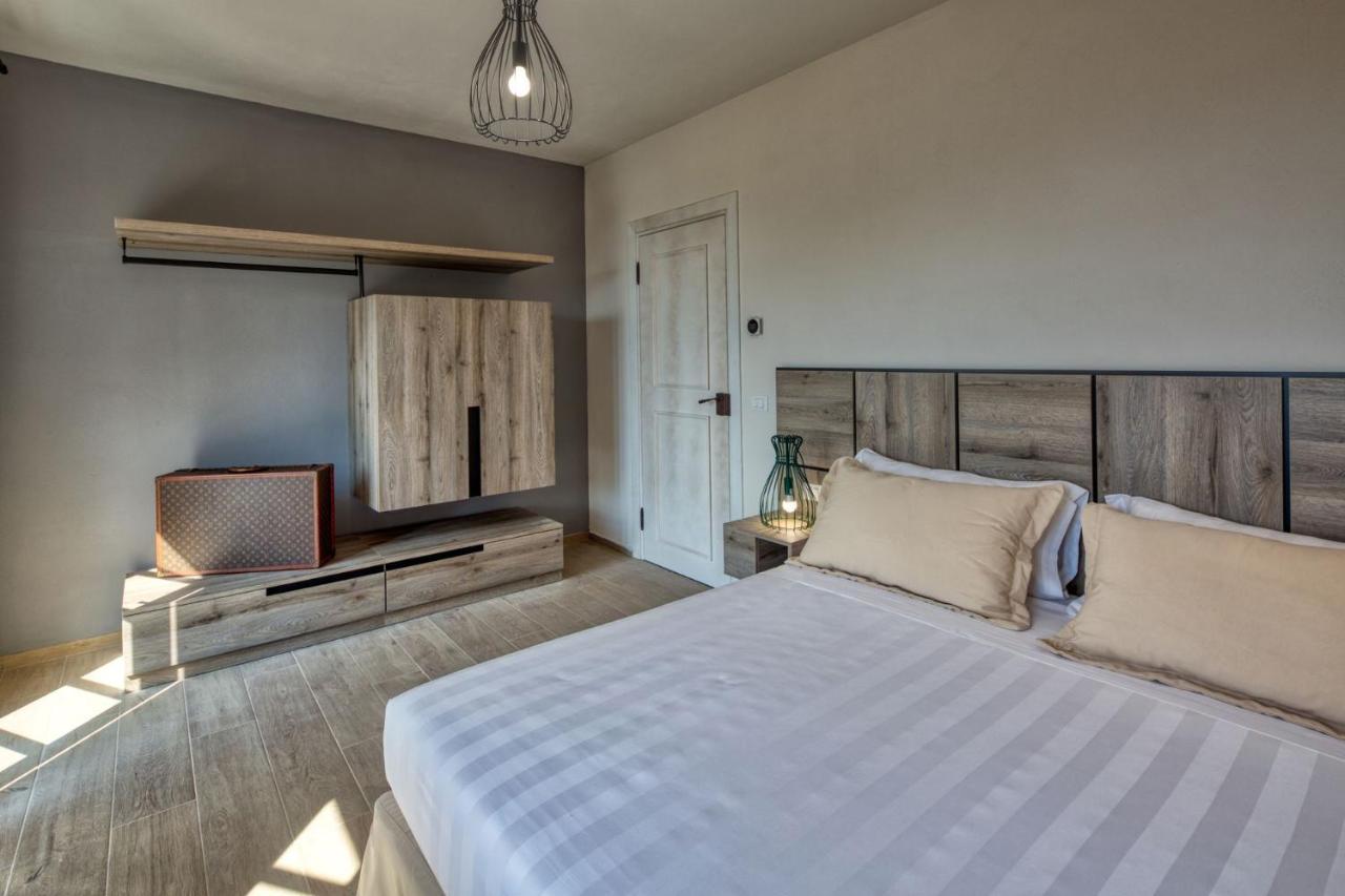 Mirandola Suites Arenzano Eksteriør billede